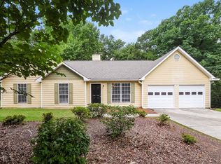 3745 Lochview Dr, Loganville, GA