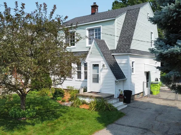 3037 Margaret St, Auburn Hills, MI 48326