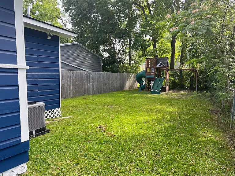 1434 Alma St — Photo 14