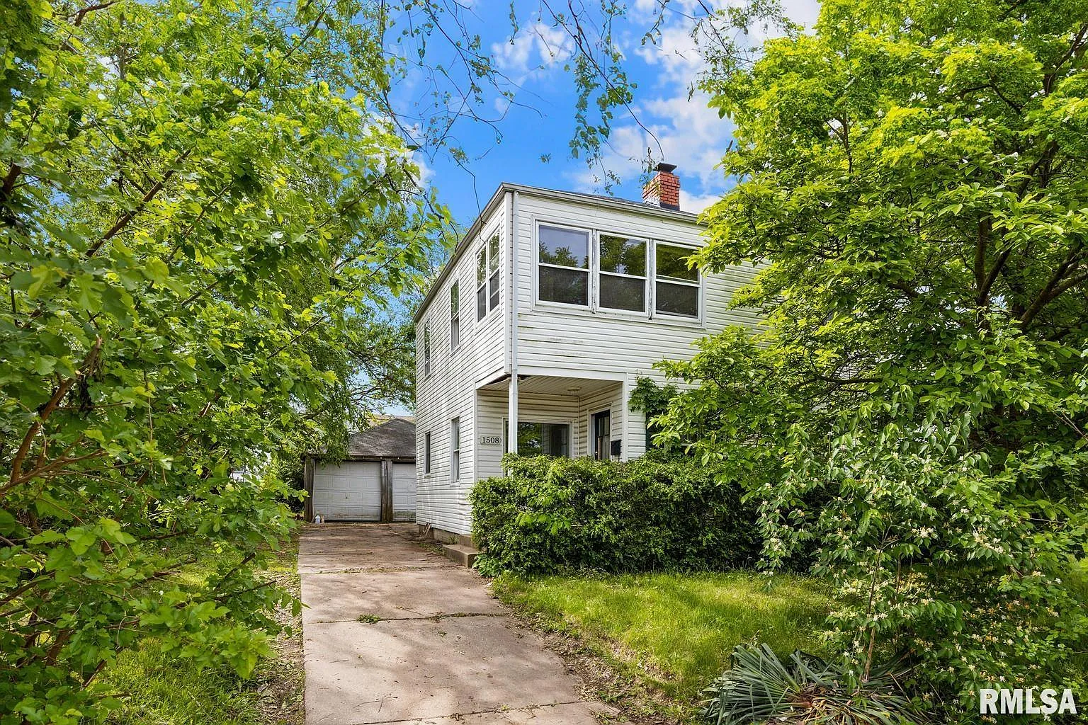 1508 W Forrest Hill Ave photo 1
