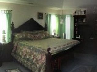 317 Jasmine Dr, Locust Grove, GA 30248