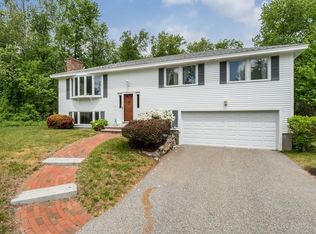 4 Cottonwood Cir, Andover, MA 01810