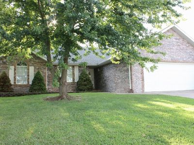 209 S Hemlock Ave, Springfield, MO, 65802