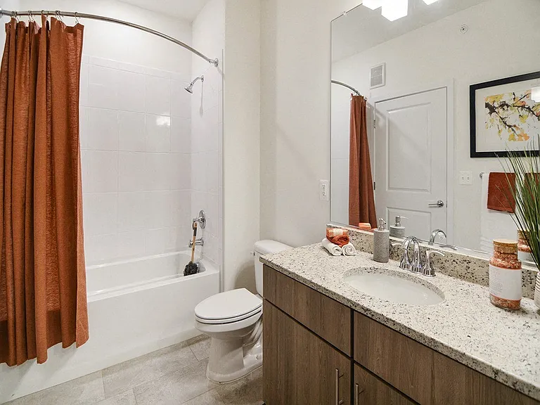 Fieldside Grande Apartments & Townhomes — Photo 13