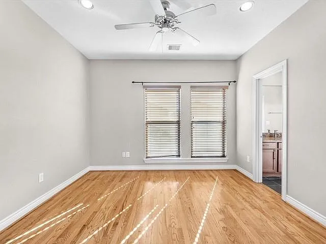 3 bed, 3.5 bath, $2,600 — Photo 4