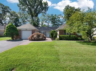 107 Twin Oaks Dr, Kings Park, NY