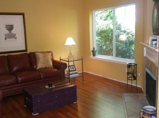 12113 NE 172nd Pl #E102, Bothell, WA 98011