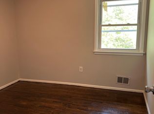 18 10th St, South Toms River, NJ 08757