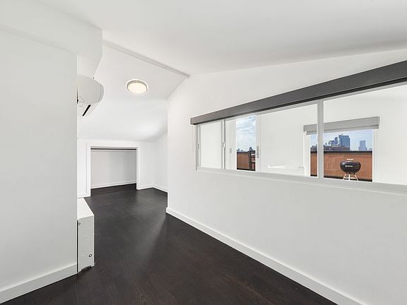 5th image of 636 Leonard St APT 4A
