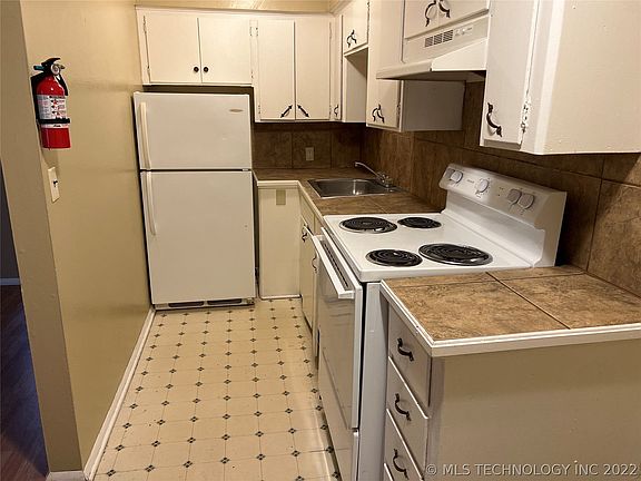 5th image of 1200 Trimble Ave #2