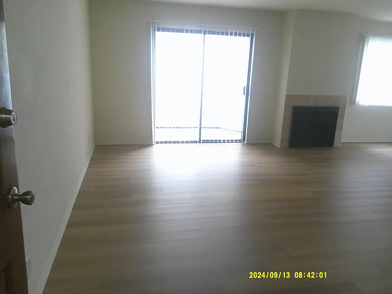 Faris — Photo 23