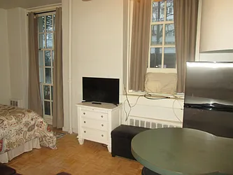 Rented by Richard Marks LLC