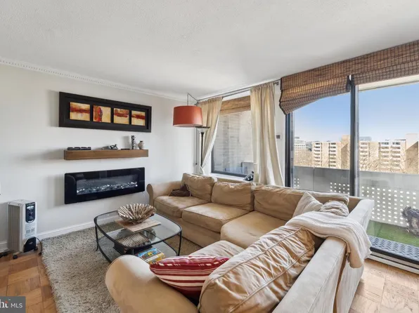 430 M St SW APT N711, Washington, DC 20024