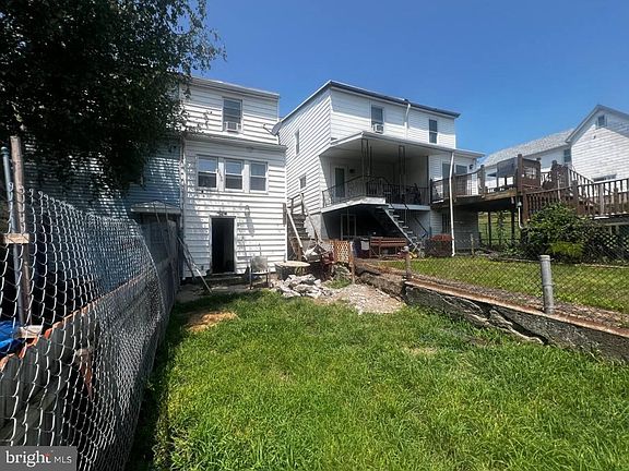 5th image of 607 N 2nd St