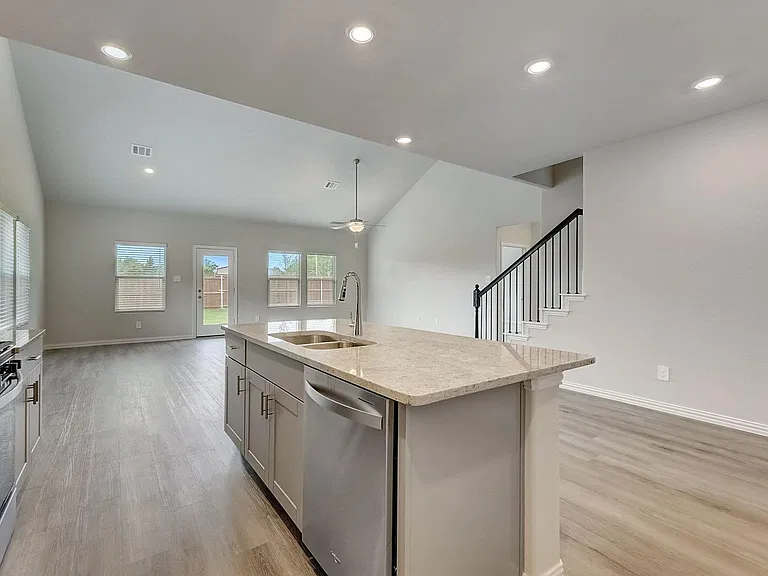 5211 Meditation Dr — Photo 4