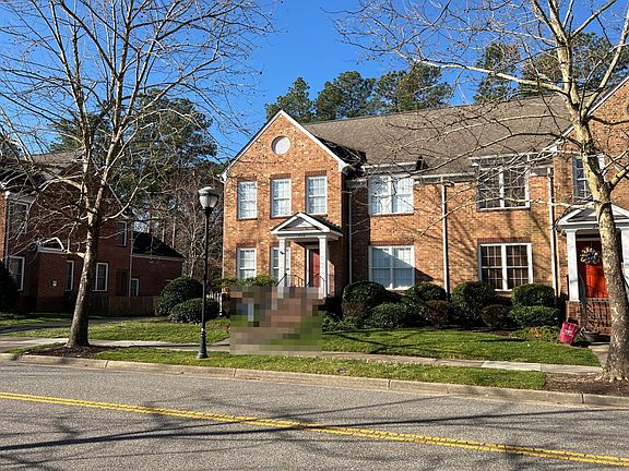 2nd image of 273 Herman Melville Ave