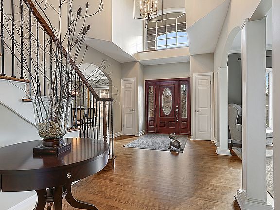 4th image of 1321 Cypress Dr
