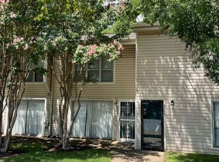 6772 Meadow Oak Pl, Memphis, TN 38120