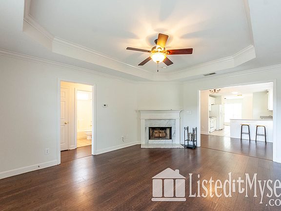 3rd image of 1080 Wyndham Ln