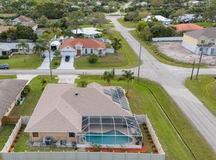 607 SE Faith Ter, Port Saint Lucie, FL 34983