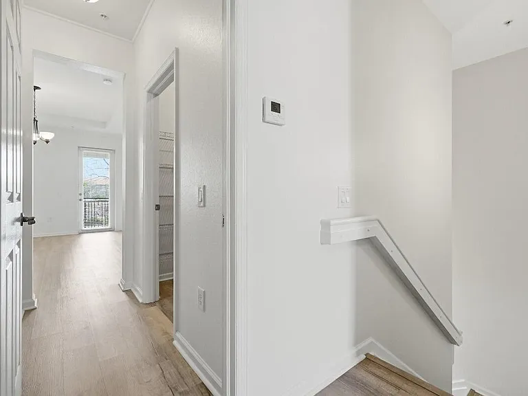 4501 Mimosa Ter — Photo 3