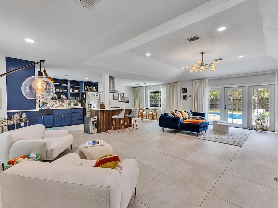 403 Crossbow Dr