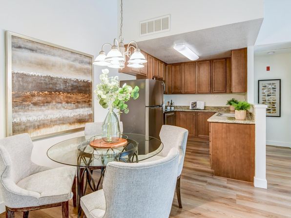 12367 Calle Albara #383-01