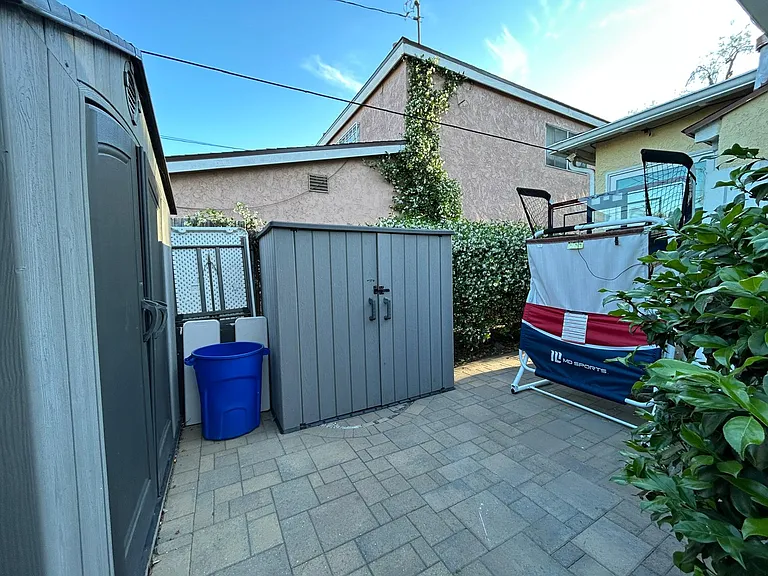 2190 Oregon Ave — Photo 41
