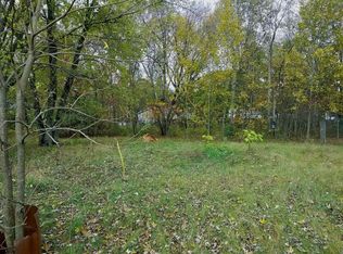 9760 N Bunker Hill Rd, Demotte, IN 46310