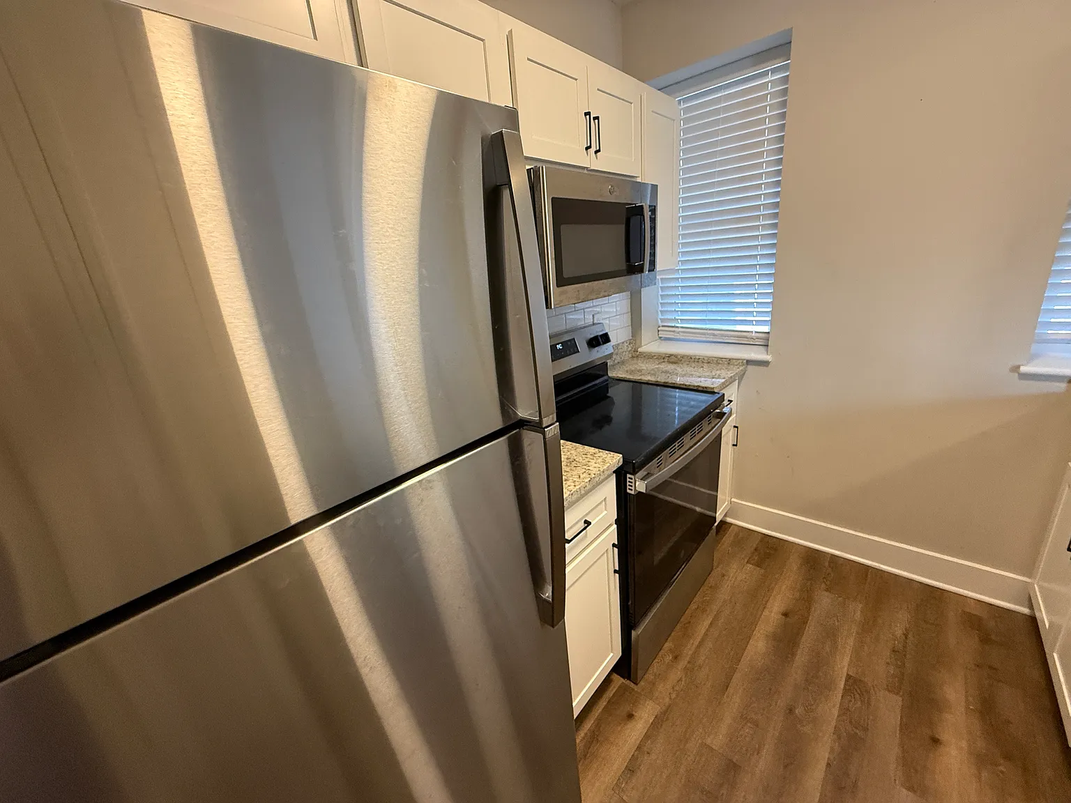 2 bed, 900 sqft, $1,195 — Photo 4