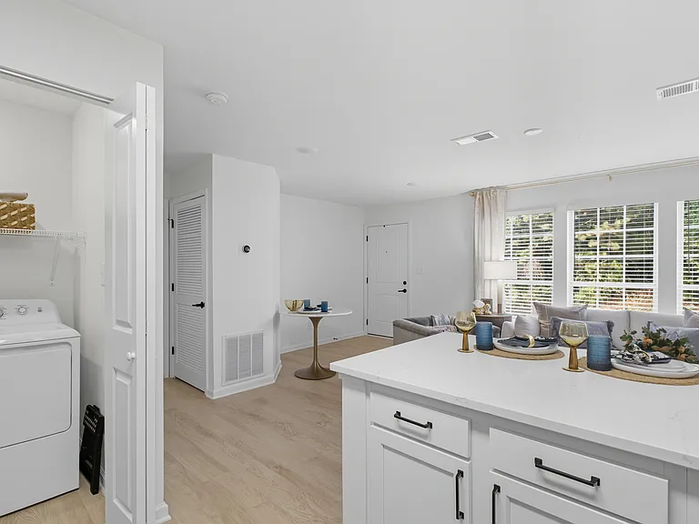 626 Shug Jordan Pkwy #222 — Photo 2