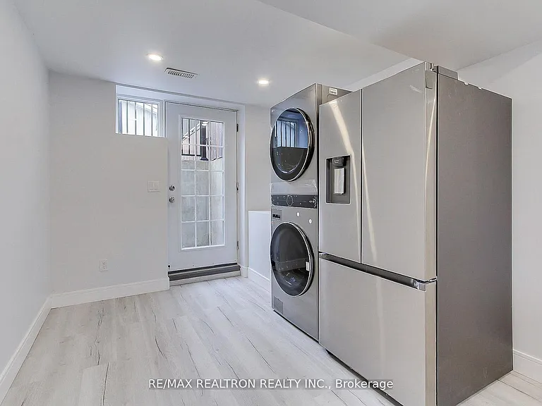 31 Goodman Cres #BSMNT A — Photo 6