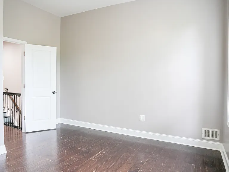1733 E Oliver St — Photo 25