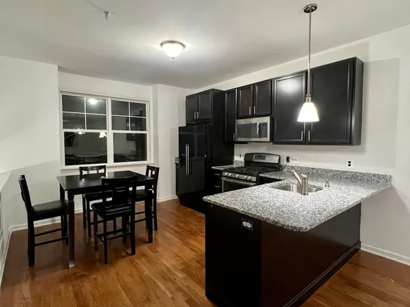 404 Old Elm St, Conshohocken, PA 19428