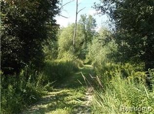 7881 Busch Rd, Birch Run, MI 48415