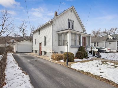 21 Division St, Algonquin, IL, 60102
