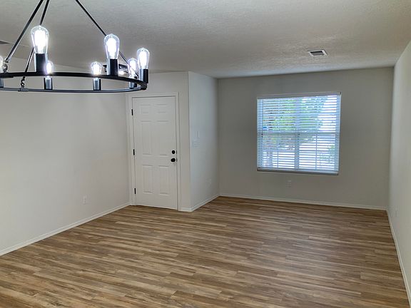 5th image of 7728 Goshawk Ave NW