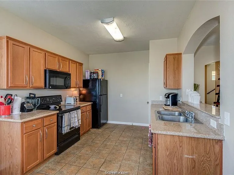 4107 McFarland Dr — Photo 6