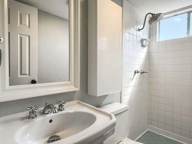 1011 Berrywood Dr — Photo 20