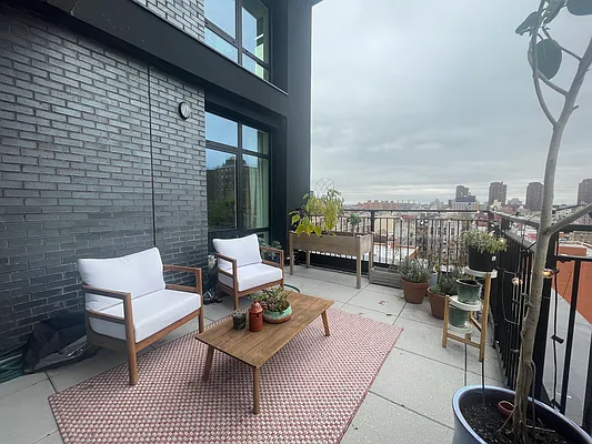 Rented by Corcoran | media 1