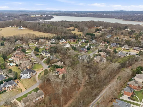 10311 N River Trl, Knoxville, TN 37922