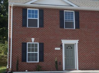 6822 Woodcreeper Dr, Roanoke, VA 24019