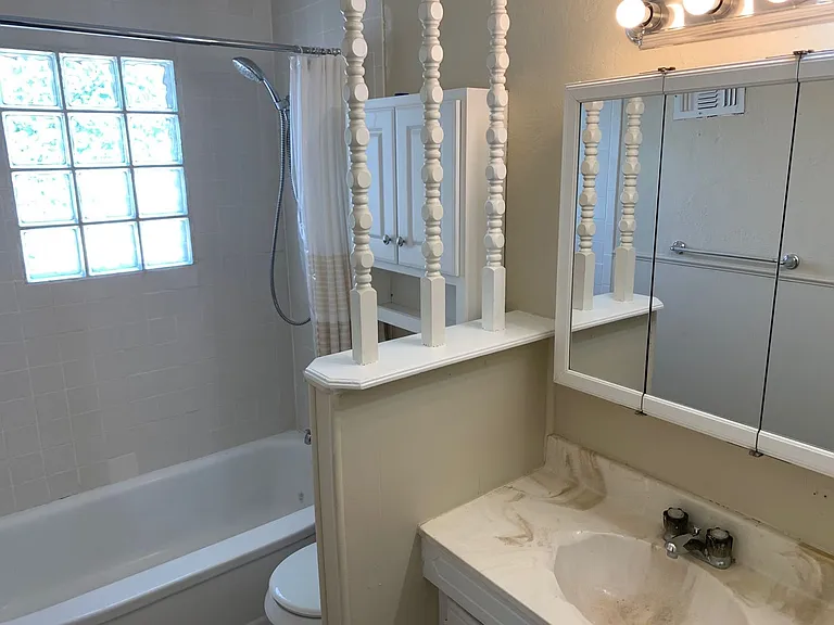 4602 Bowie St — Photo 2