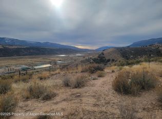 401 Crockett Cir, Rifle, CO 81650