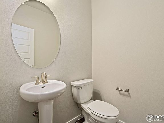 5th image of 4396 Moose St