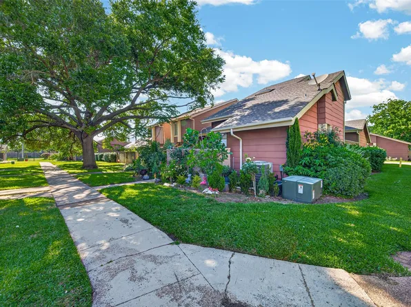 12667 Wellington Park Dr, Houston, TX 77072