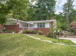 218 Highland Pines Dr, Pittsburgh, PA 15237