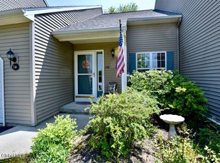 54B Raylinsky Ln, Mechanicville, NY 12118