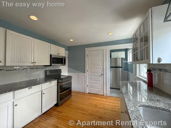 18 Gordon St #1, Somerville, MA 02144