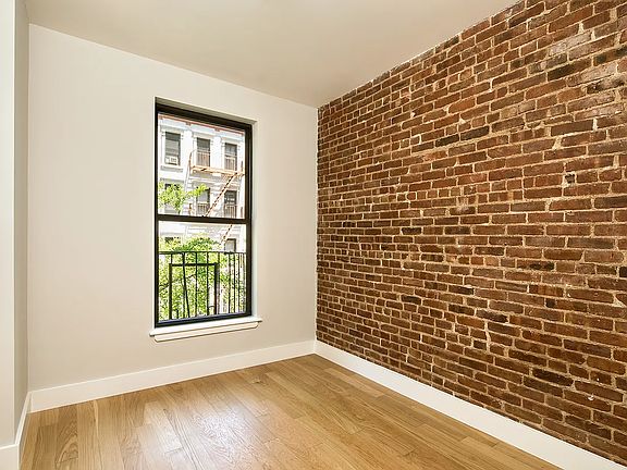 2nd image of 232 E 88th St APT 3A